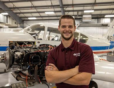 confident airframe mechanics student